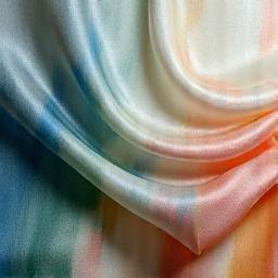 絹の染色技術：日本の伝統色